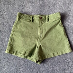 GAP Green 4” High Rise Waist Denim Shorts size 4